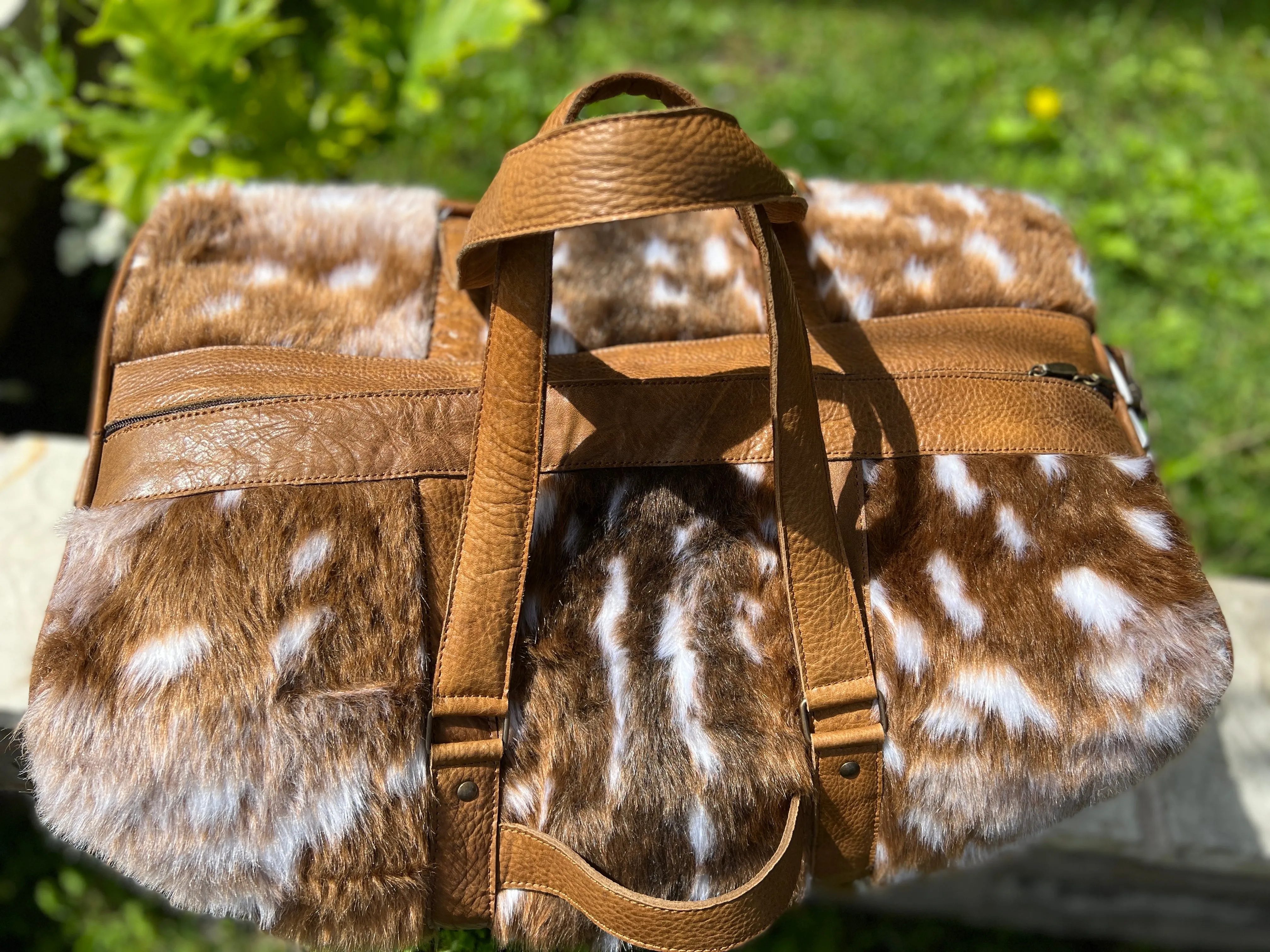 Axis faux and genuine leather, Large Carryon size duffel .