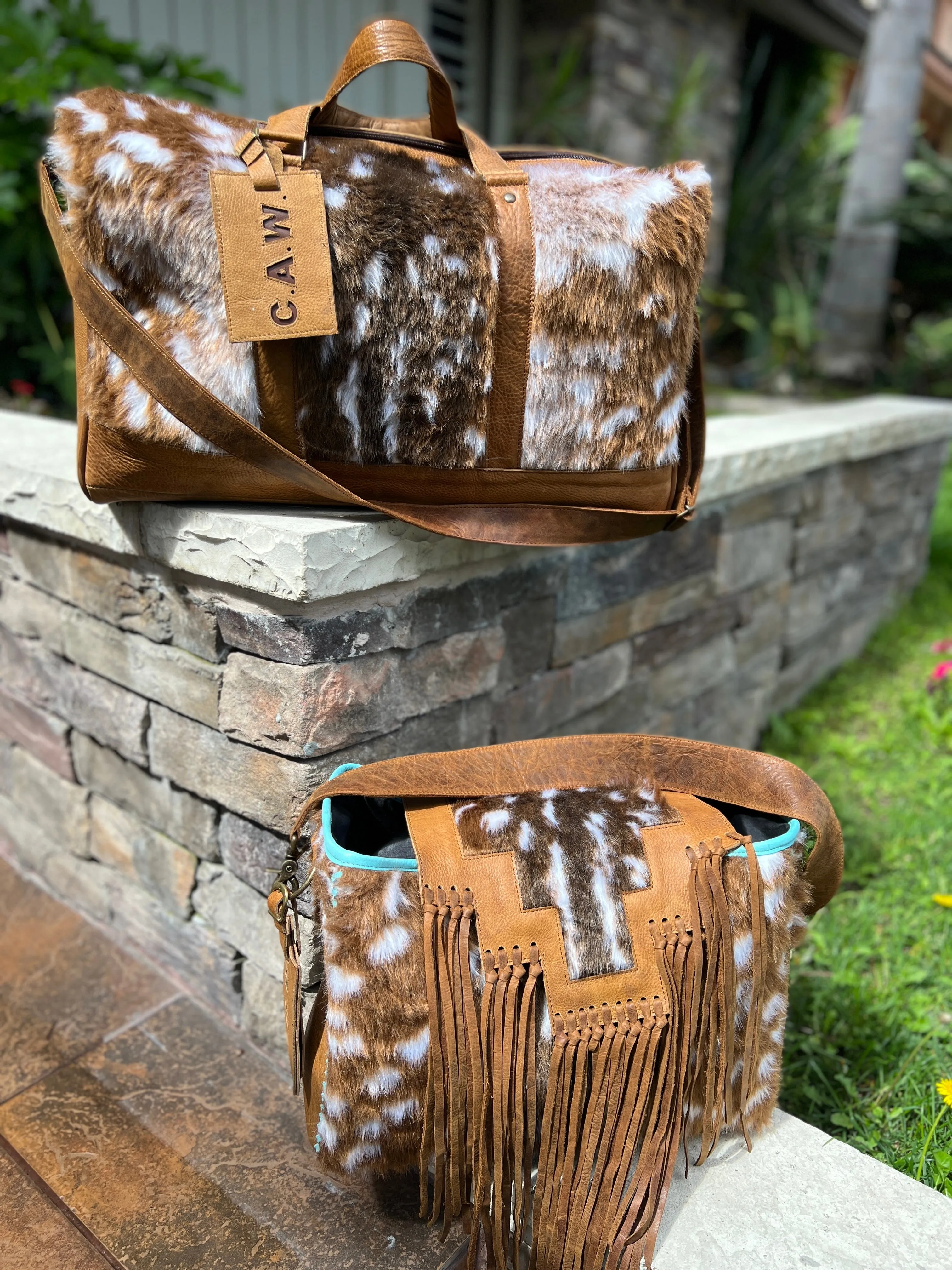 Axis faux and genuine leather, Large Carryon size duffel .