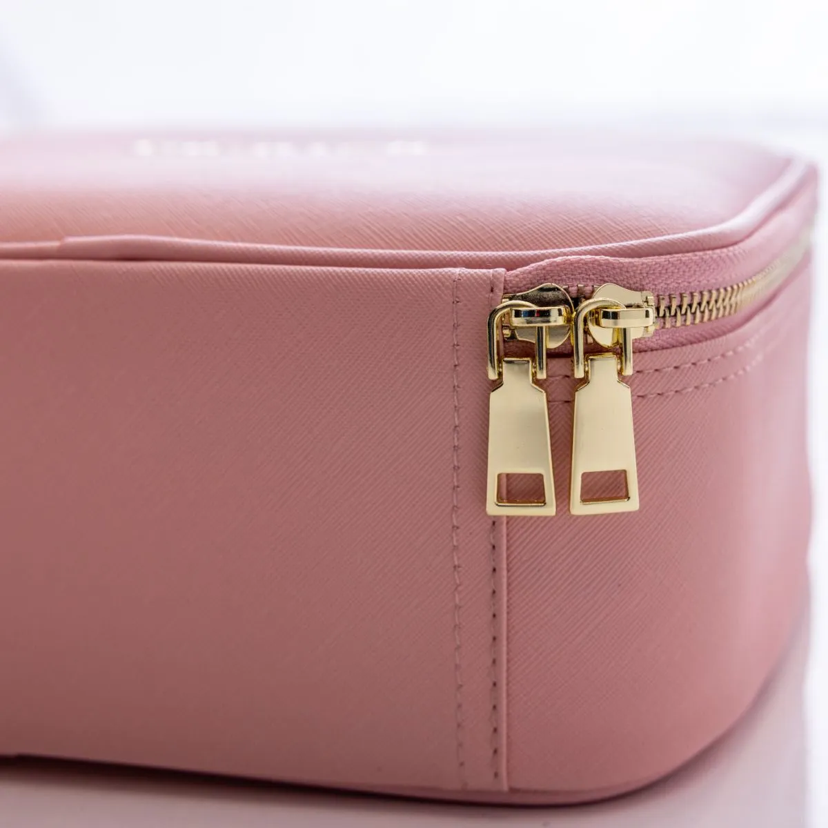 Cosmetic Bags with LED Mirrors