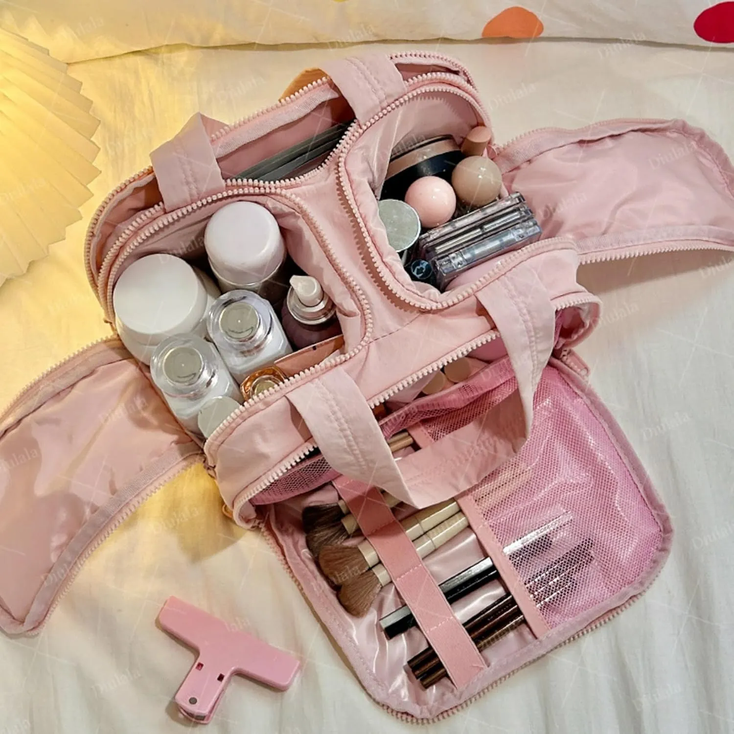 Cureaway Travel Cosmetic Bag, Curetoaway Large Capacity Wide-Open Travel Cosmetic Bag, Open Flat Makeup Bags with Divider and Handle (Pink)