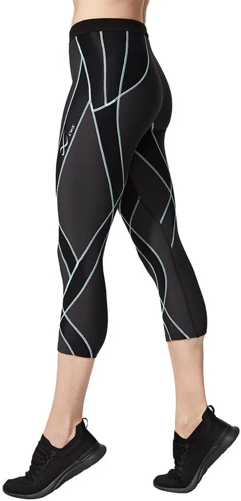 CW-X Women's Endurance Generator Insulator Joint and Muscle Support 3/4 Compression Tight, Base Layer Capri for Skiing