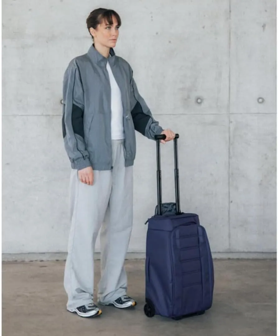 Db Journey The Hugger Roller Bag - Durable Rolling Duffle Bag with Wheels and Handle, Wheeled Luggage & Travel Bag, Interior Pockets, Hook Up System, 40L - Blue