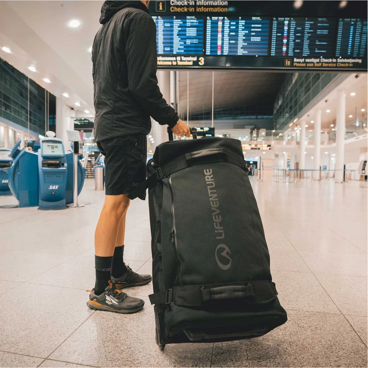 Expedition Clamshell Wheeled Duffle Bag 110 Litres