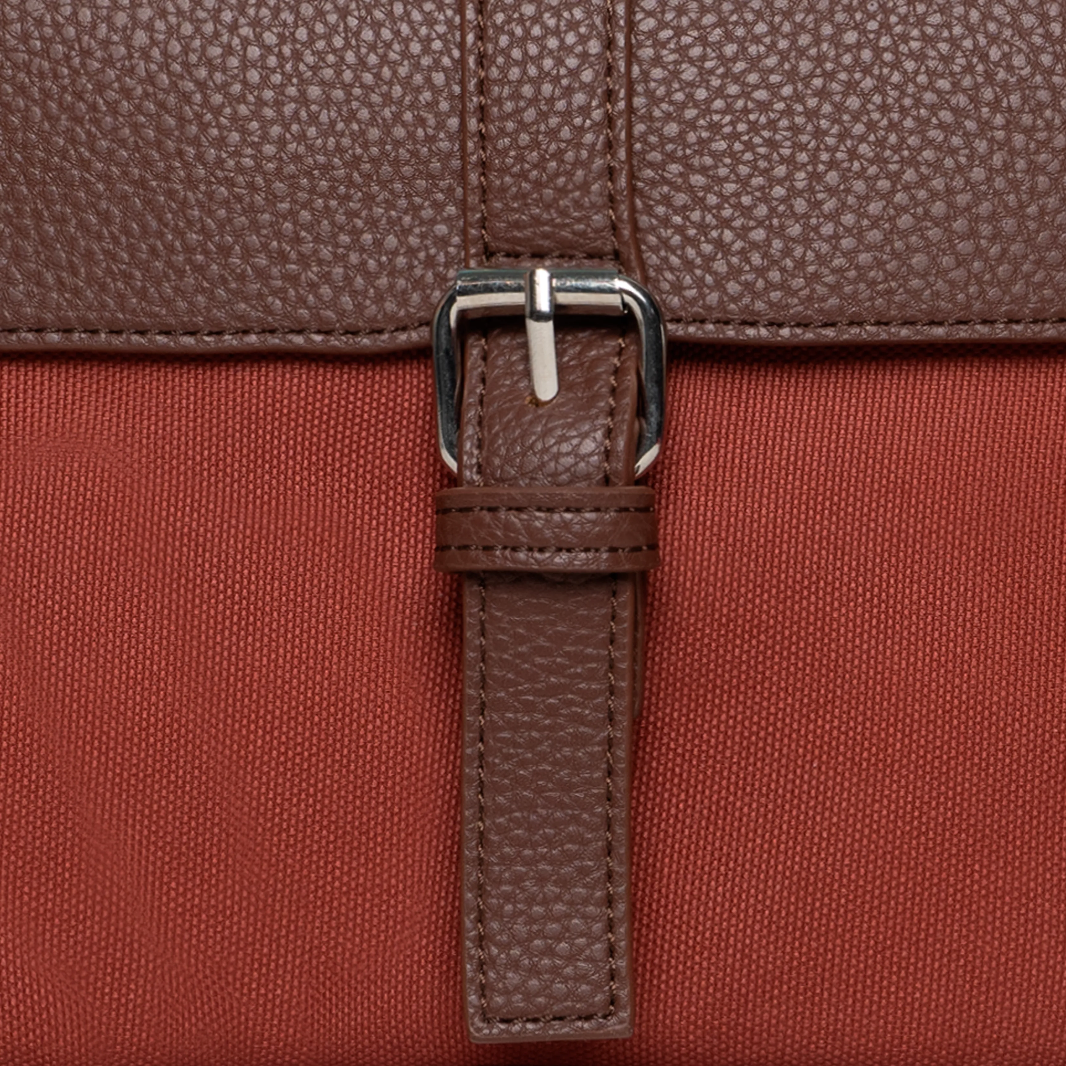 Front pocket San Cristobal