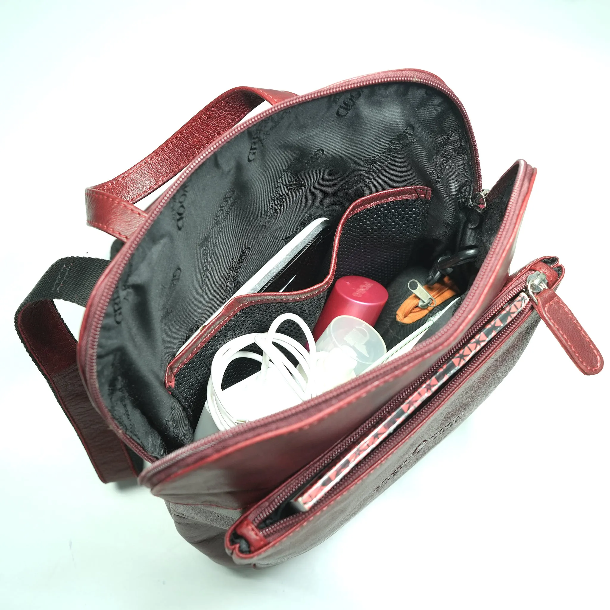 GW933018 ~ Small Backpack / Shoulder Bag