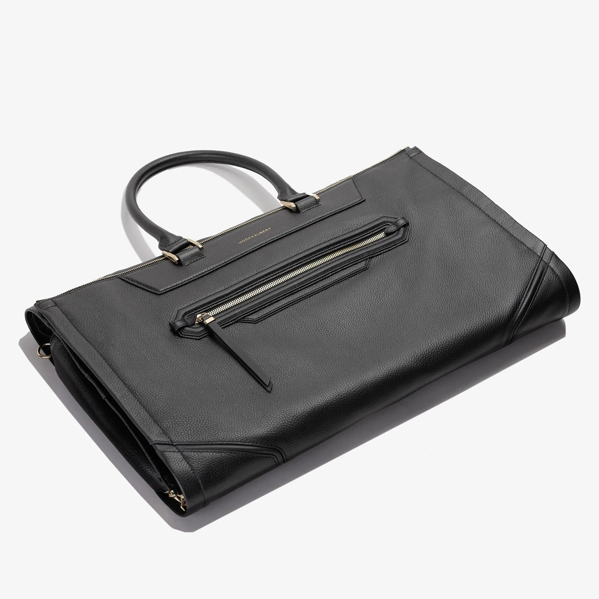 Hook & Albert Women's Leather Garment Weekender Bag (WGWTT-LTH-BLK)