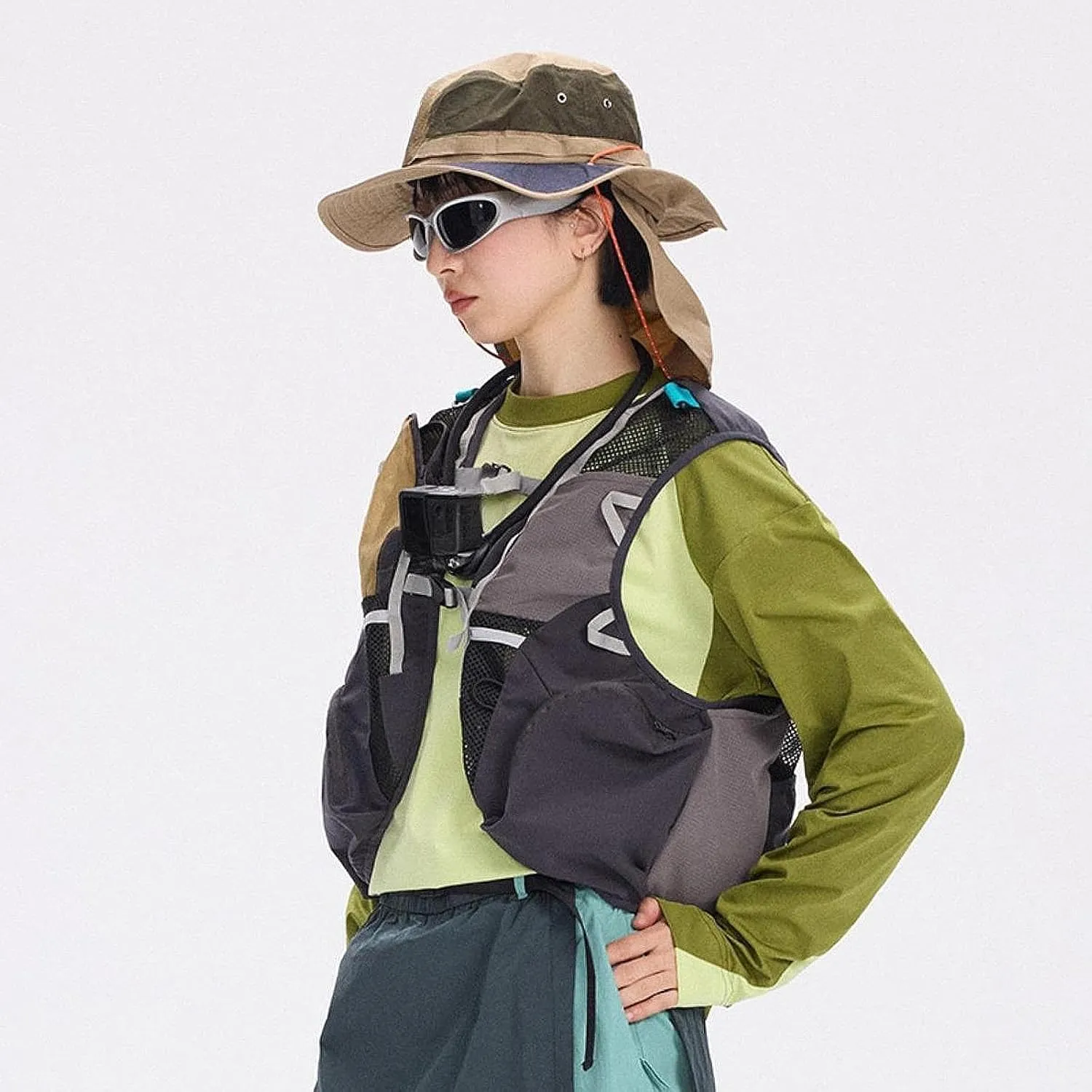 Hydration Vest for Men Women Marathoner Night,Running Gear,Daypack Backpack Running Vest for Climbing Biking Cycling Hiking