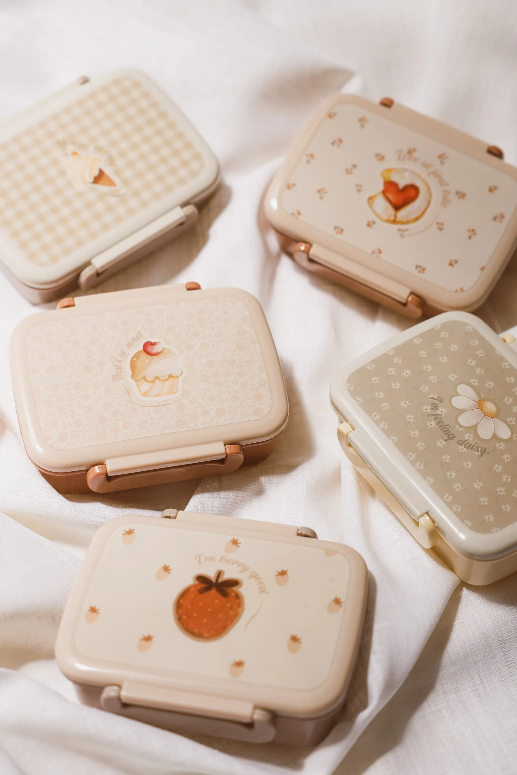 Lunch box - Love at first bite