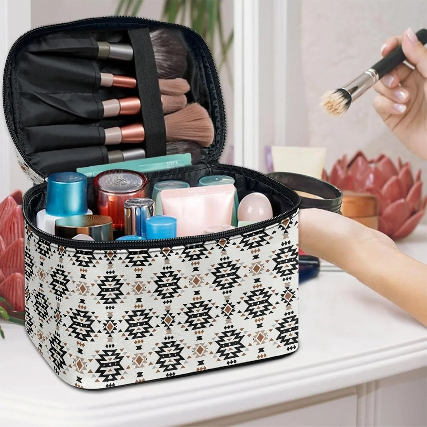 Makeup Bag, Western Style Cosmetic Bag, Large Capacity Travel Makeup Organizer, Toiletry Bag For Women & Girls With Handle and Divider (Aztec)