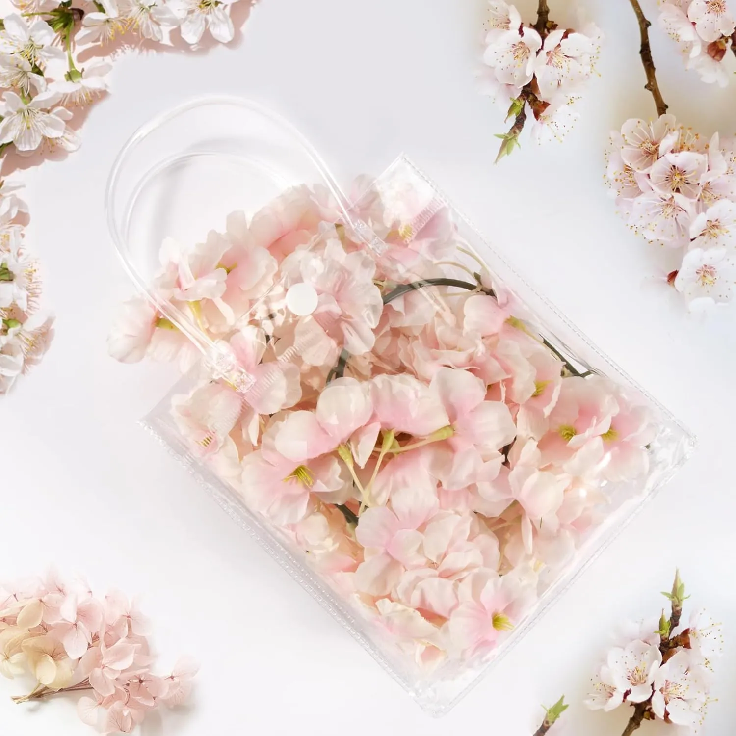 MAQIHAN Clear PVC Gift Bags With Handles 10 PCS PVC Party Favor Bags Transparent Party Favour Plastic Gift Bags 5.9X6.3 Inches Clear Mini Tote Goodie Bag Bulk PVC Plastic Bags With Handles For Gifts