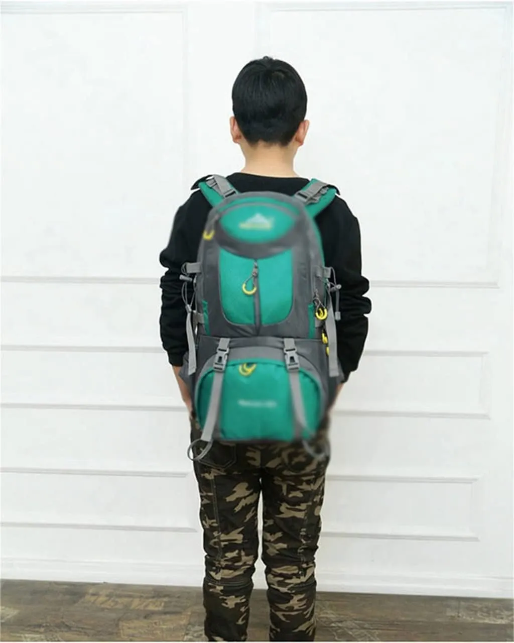 Outdoor bag men's and women's hiking backpack mountaineering travel 50L equipment sports bag(D)