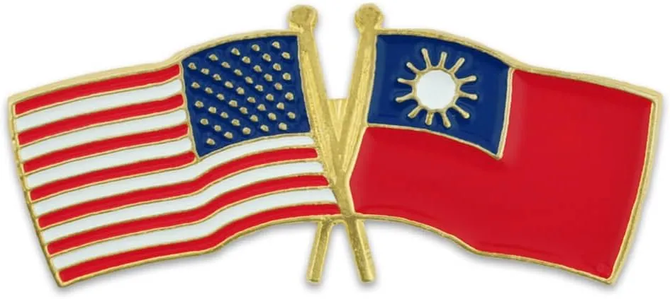 PinMart‘s USA and Taiwan Crossed Friendship Flag Enamel Lapel Pin - Country Flags Pins For Hats, Jackets, and Backpacks
