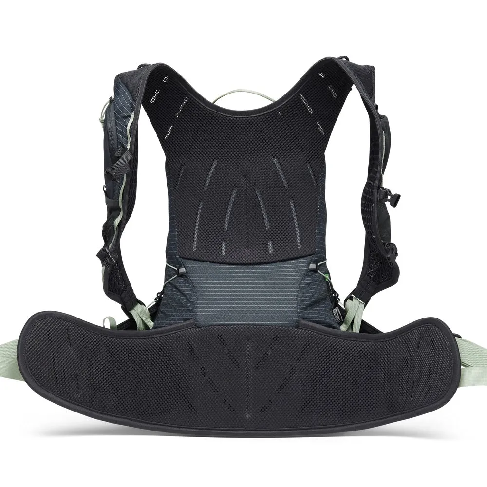 Pursuit 15 Backpack - Women's