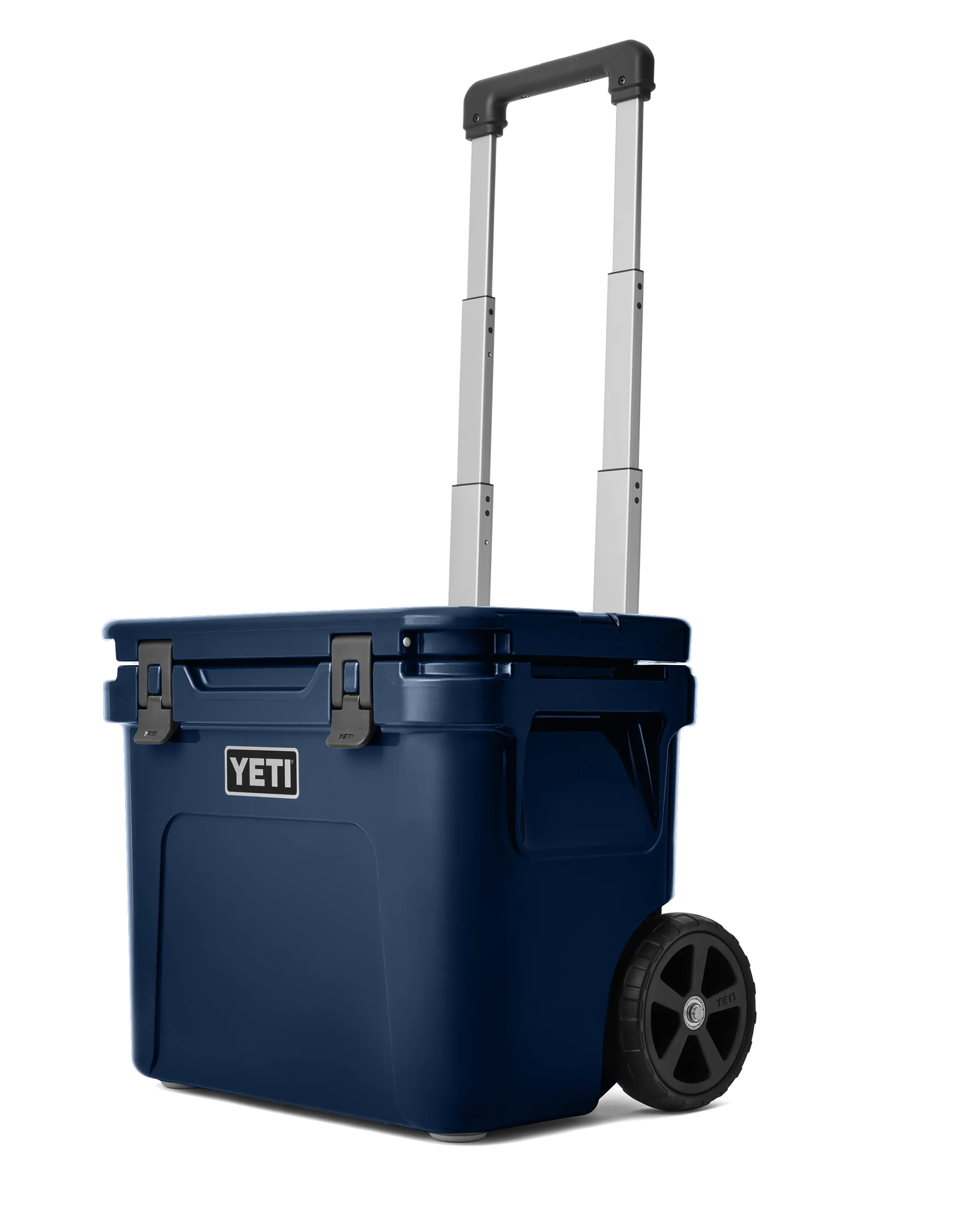 Roadie 32 Wheeled Cooler in Navy