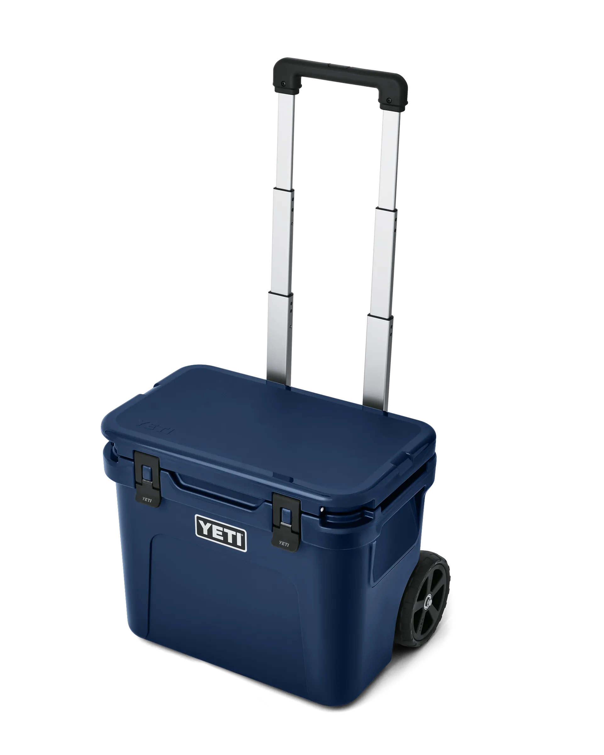 Roadie 32 Wheeled Cooler in Navy