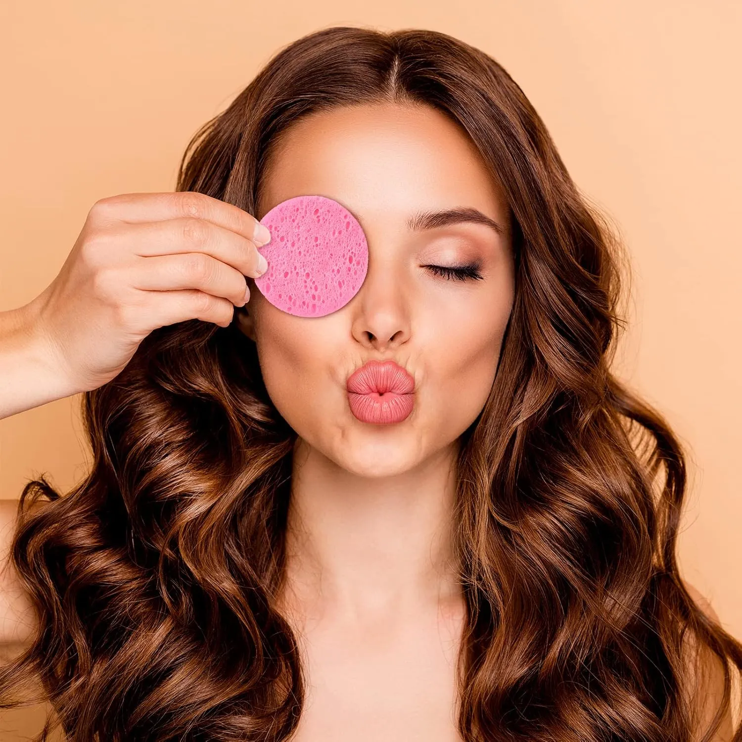 Sieral 120pcs Compressed Facial Sponges Disposable Natural Face Sponges Round Soft Pads with Container for Washing Face Cleansing Exfoliating Esthetician Makeup Removal Travel(Pink)