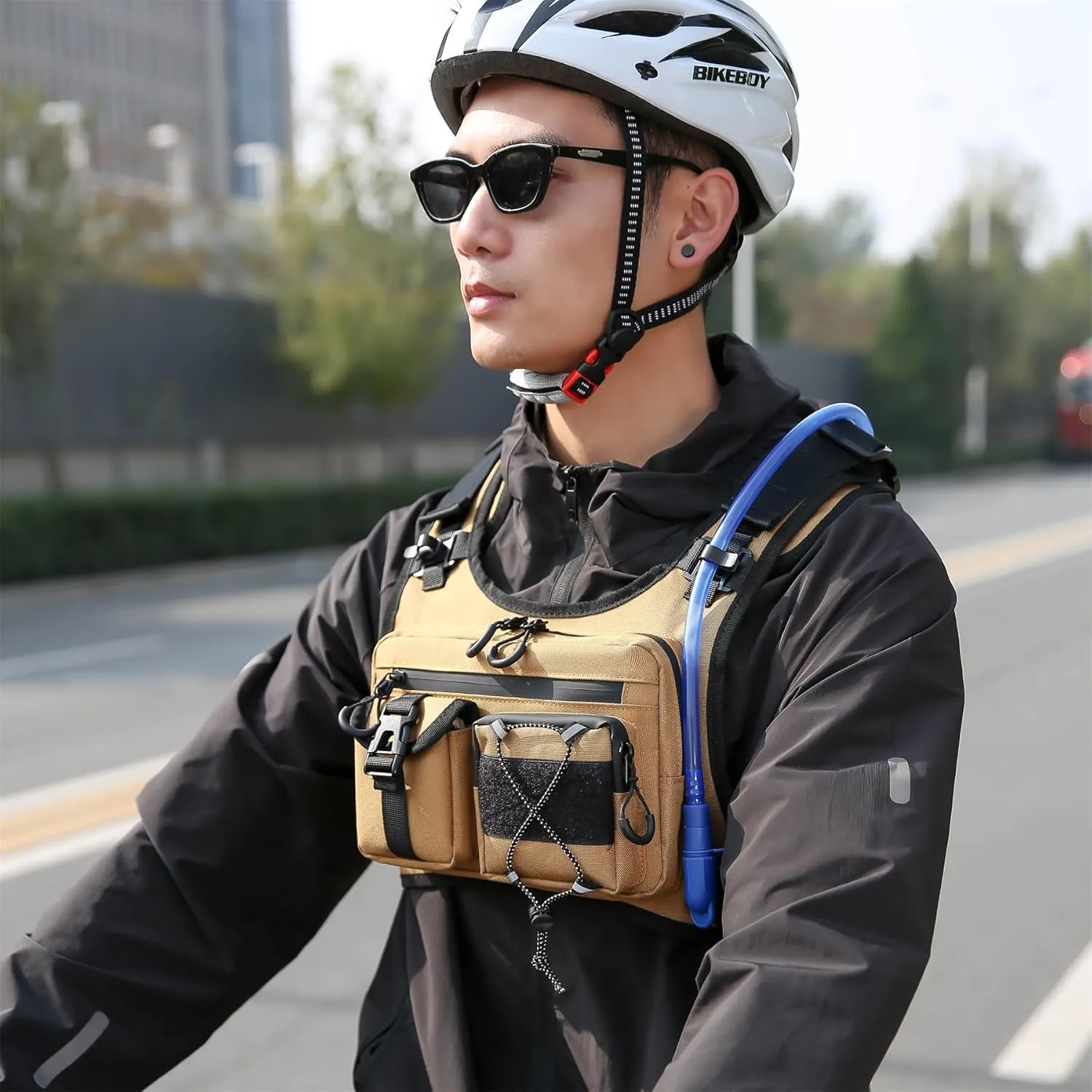 USA Original Patent Running Hydration Vest Backpack, Lightweight Chest Pack with 2.0L Water Bladder Bag Daypack for Hiking Running Cycling Race Marathon for Women Men
