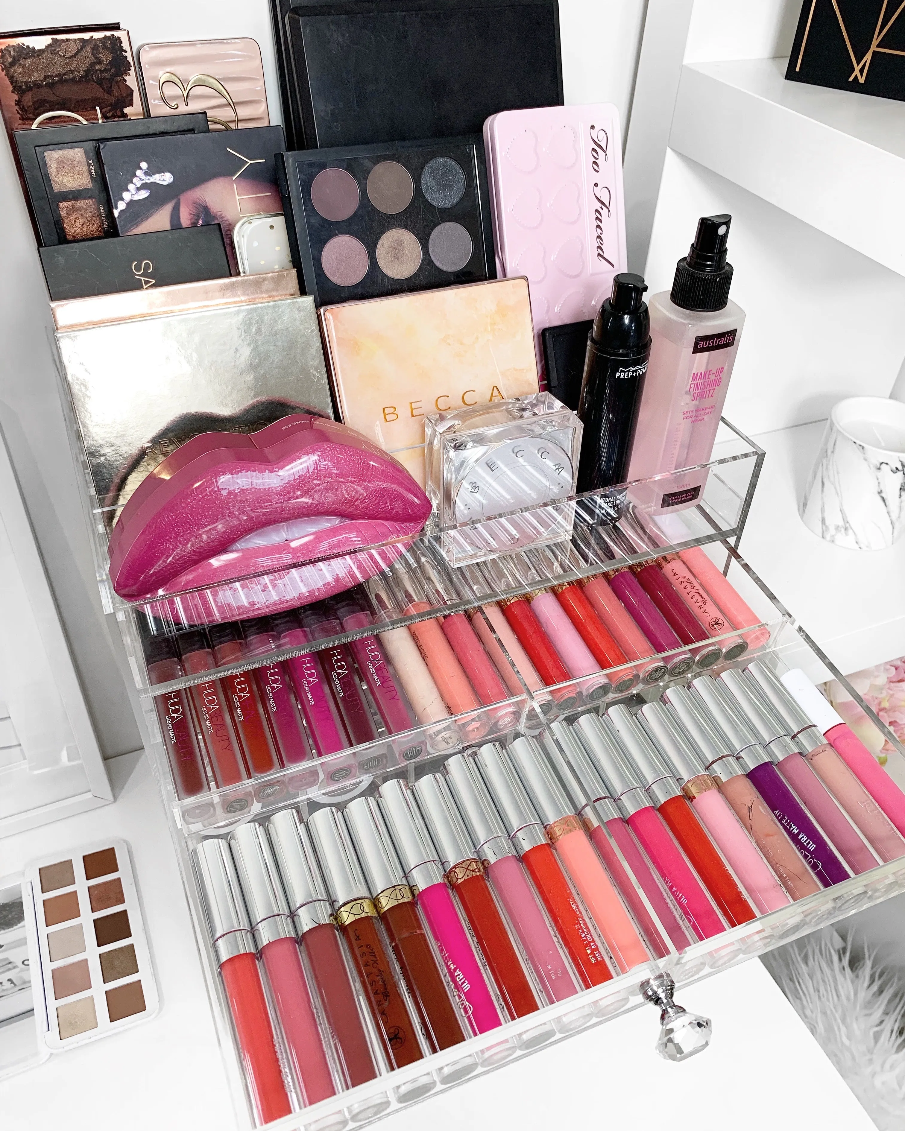 VC ULTIMATE BEAUTY CUBE