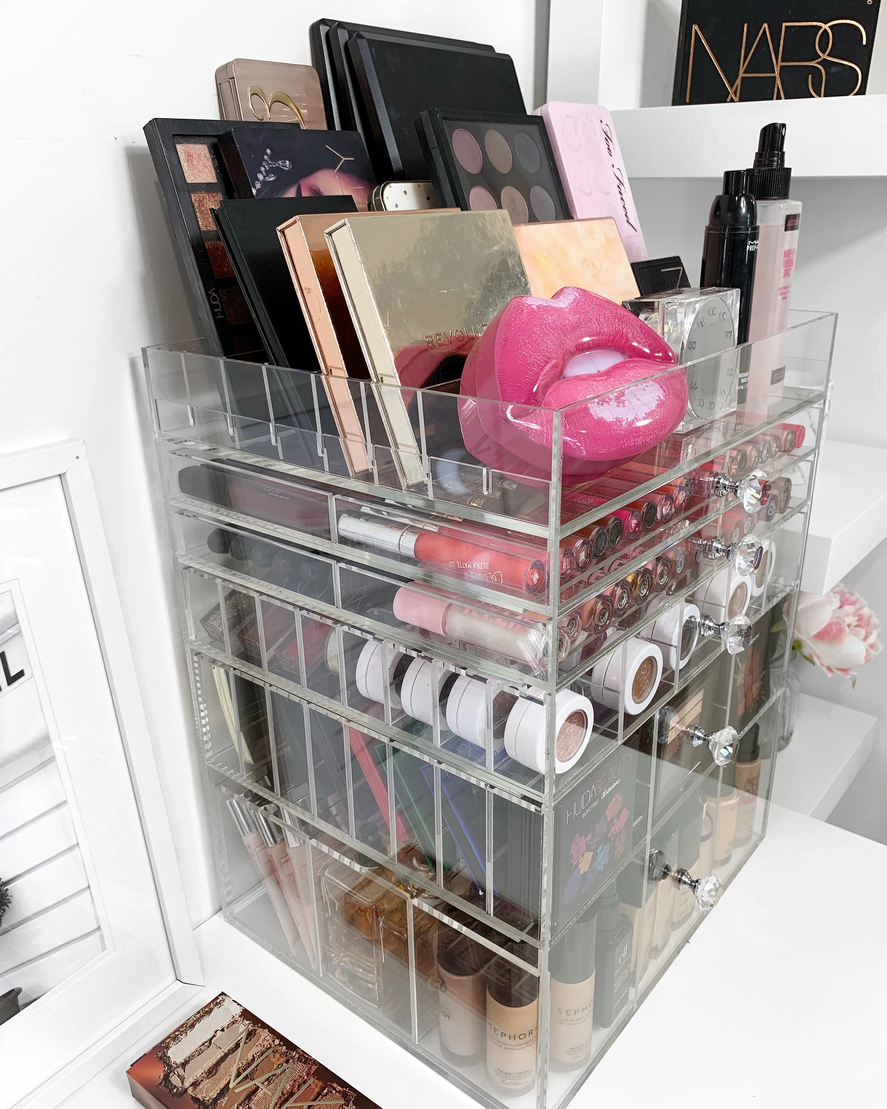 VC ULTIMATE BEAUTY CUBE