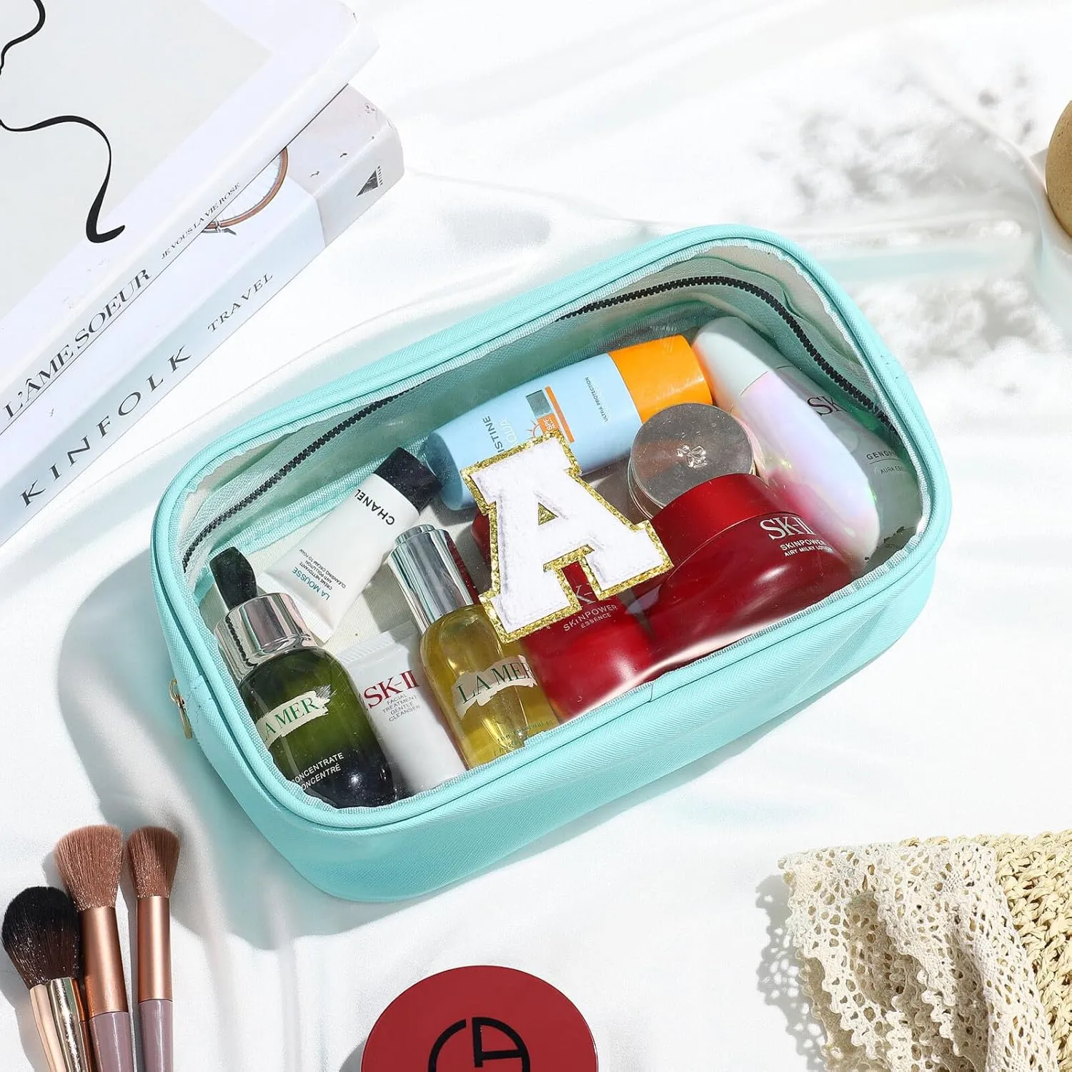 YOOLIFE Initial Make Up Bag Travel Toiletry Bag, Clear Makeup Bag Preppy Cosmetic Bags Organizer Travel Essentials Gifts for Women Teen Girlfriend Teacher Mom Birthday Girl Gifts Makeup Case Blue M